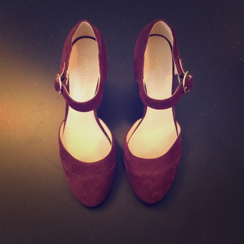 Burgundy Nine West Heels